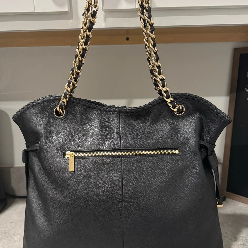 Tory Burch Marion Slouchy Large Black Leather Tote! Excellent Condition!! - Picture 2 of 11